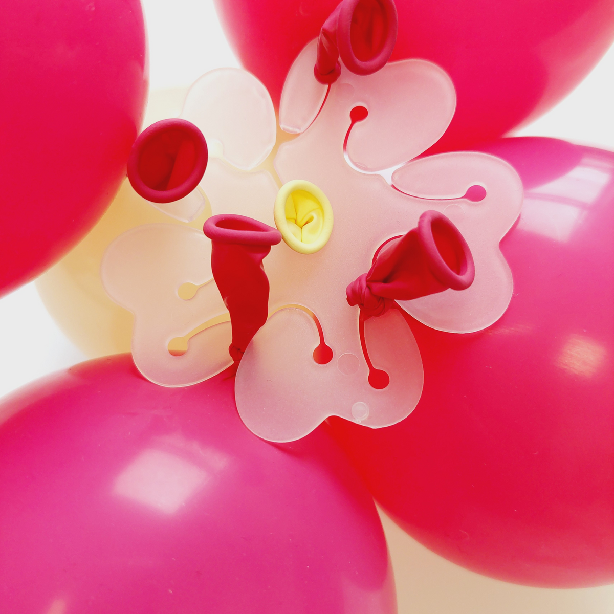 Flamingo and flowers summer tropical balloon sculpture bouquet product photo 6