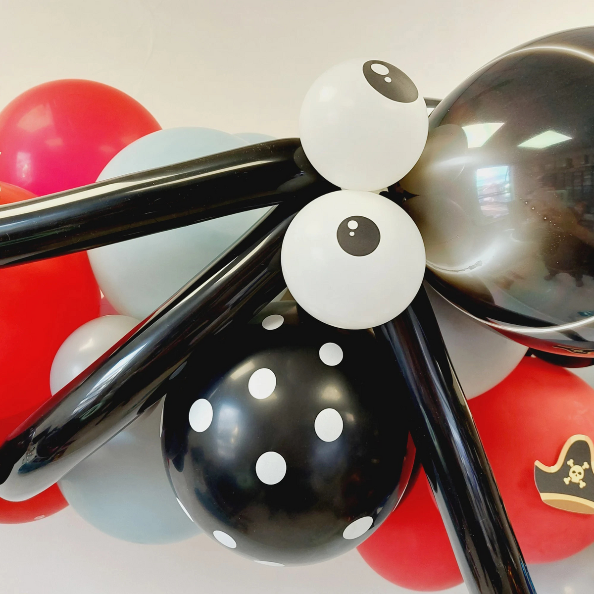 Pirate ship black octopus boys birthday balloon sculpture bouquet product photo 5