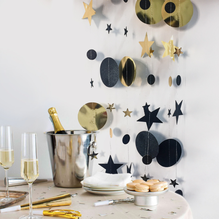 Hanging decoration black golden stars and circles - TheLittleStuff