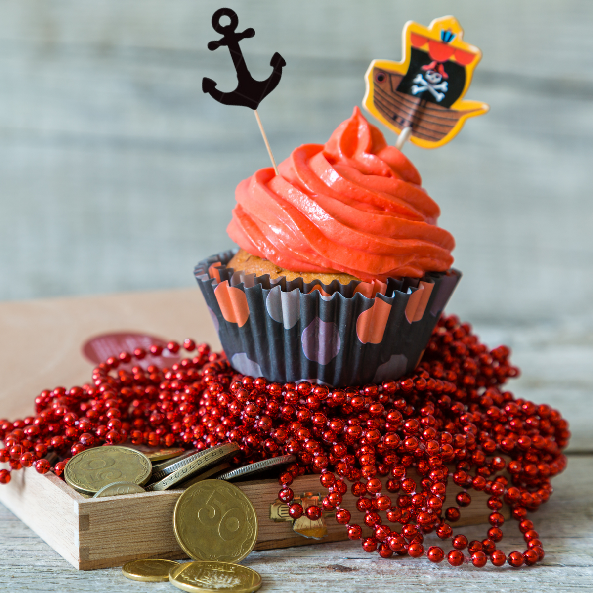 16-pack Pirate themed happy birthday cup cake toppers product photo 2