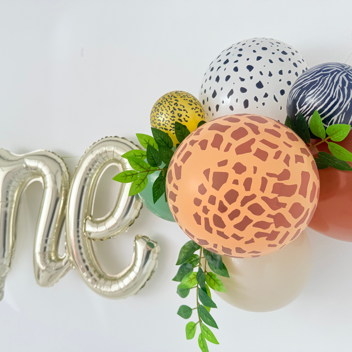 4 foot safari animals birthday leaves balloon garland wild ONE product photo 2