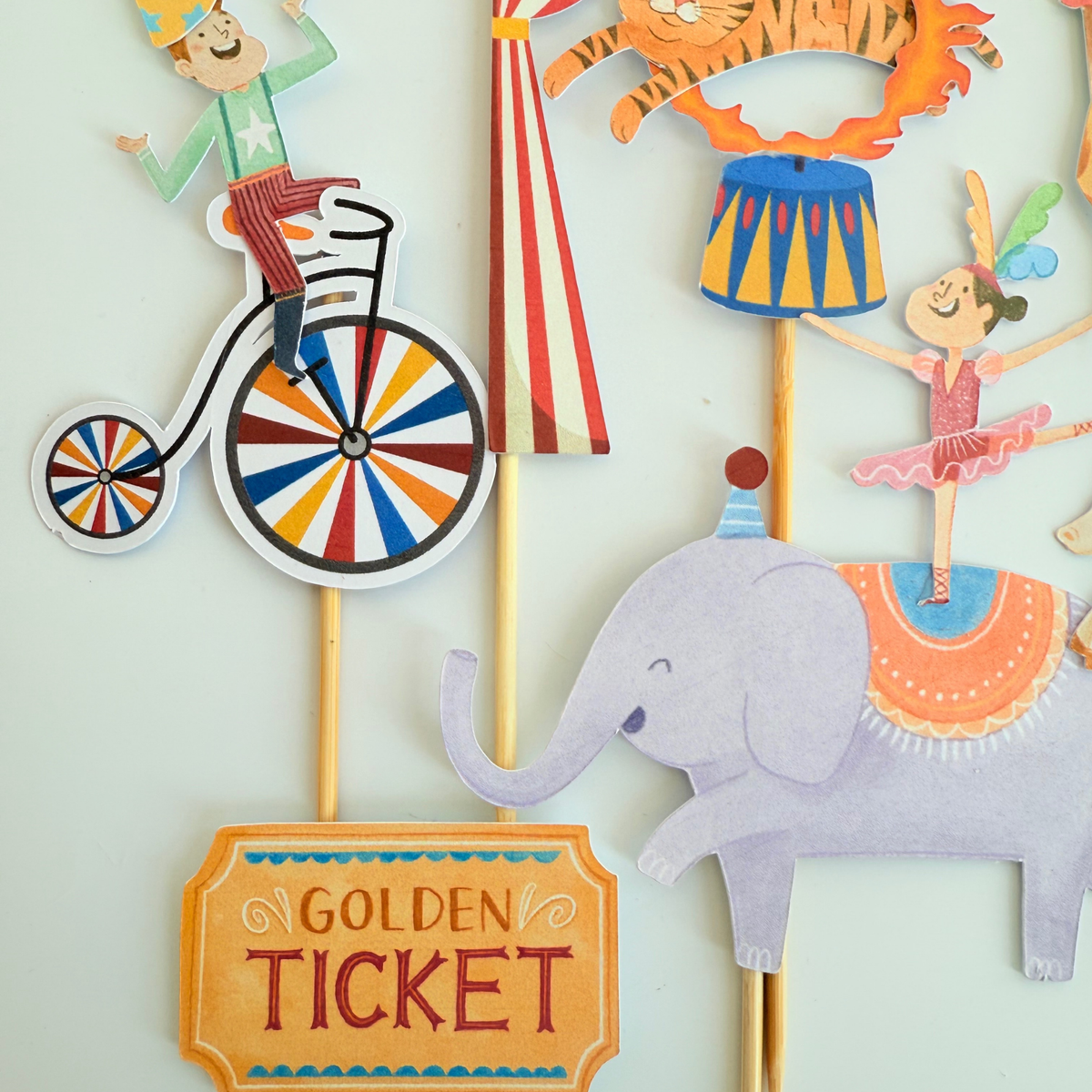 Circus elephant horse giraffe animals Cake Toppers Birthday Party Decor product photo 3