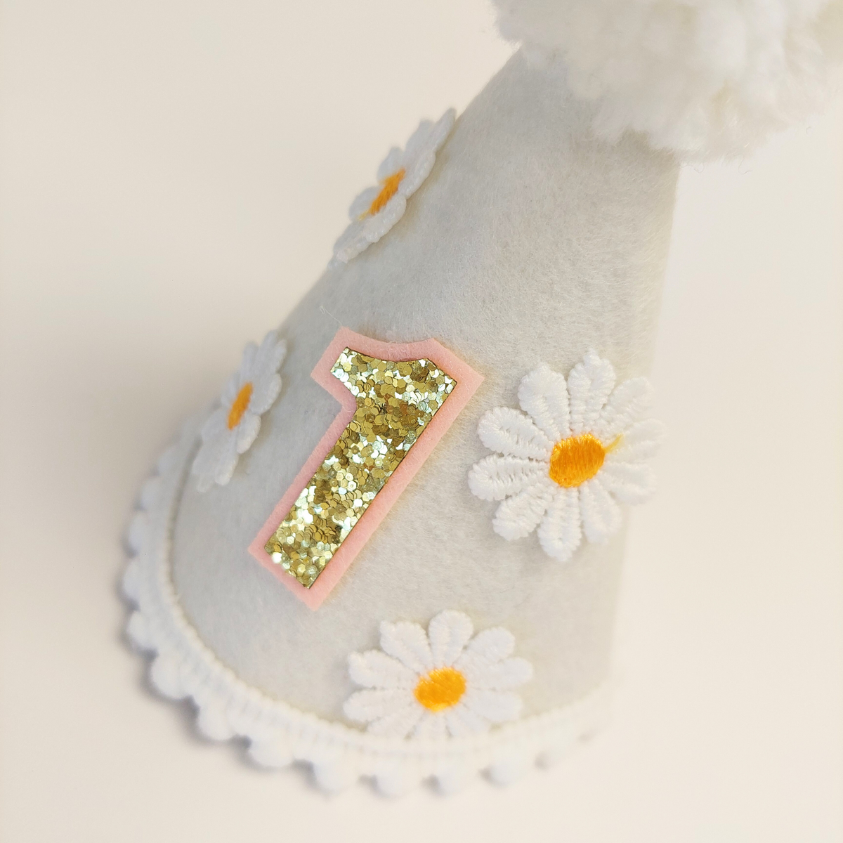Handmade daisy flowers fairy rainbow butterfly Birthday Party Cake Smashing product photo 2