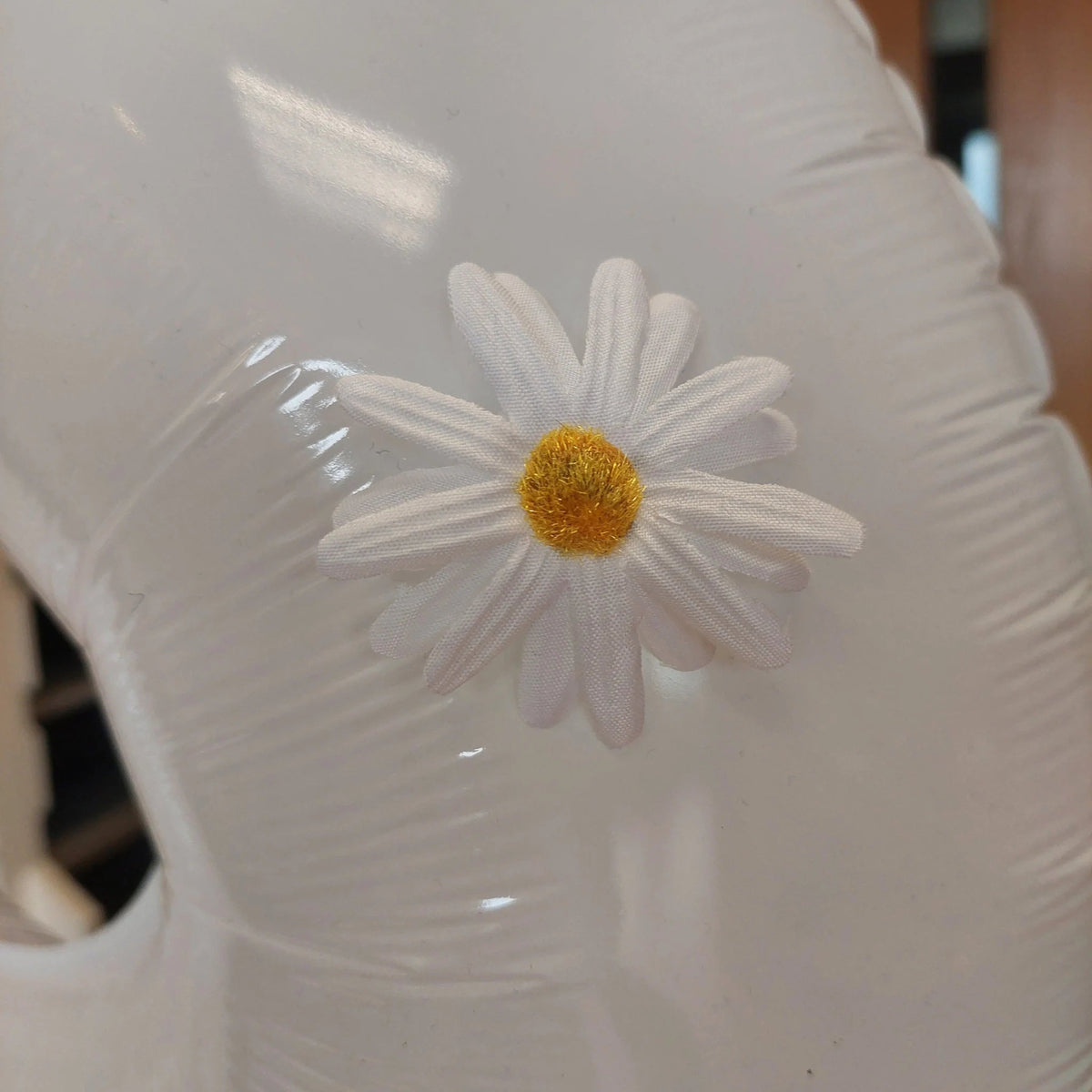 Pastel daisy balloon sculpture bouquet product photo 6