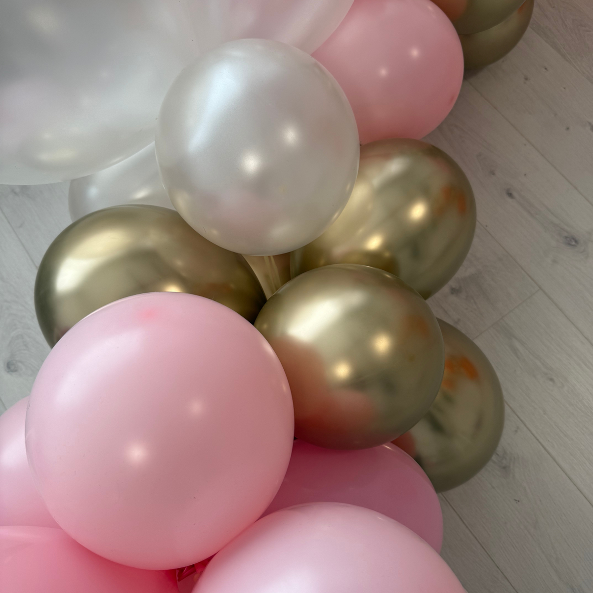 Pink, Gold & White Balloon Garland 2m Party Decoration (70 Balloons, 18" 12” and 5") product photo 2