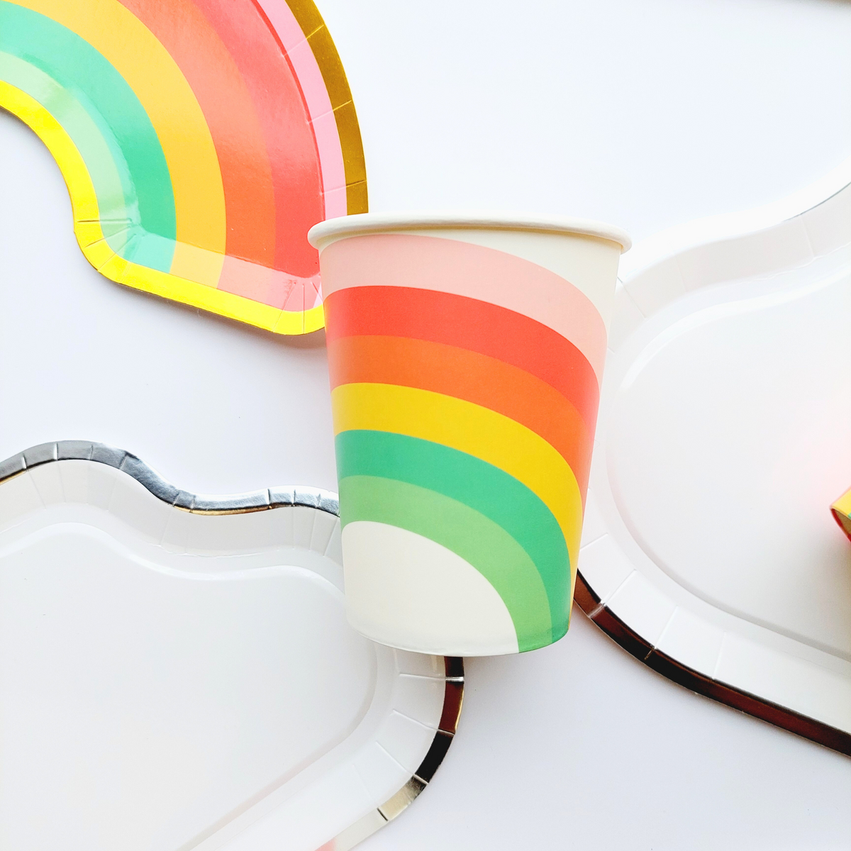 8-pack Rainbow and cloud party disposable paper tableware kit product photo 3