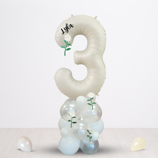 Sweet daisy beige and white balloon sculpture bouquet product photo